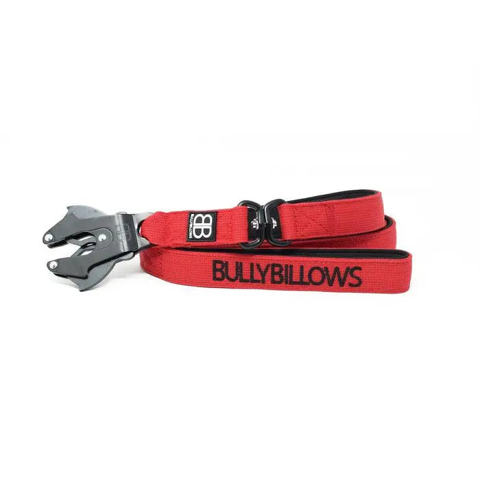 BullyBellows - 1.4M SWIVEL COMBAT LEAD | NEOPRENE LINED, SECURE RATED CLIP WITH SOFT HANDLE - RED - PAWMART.ca