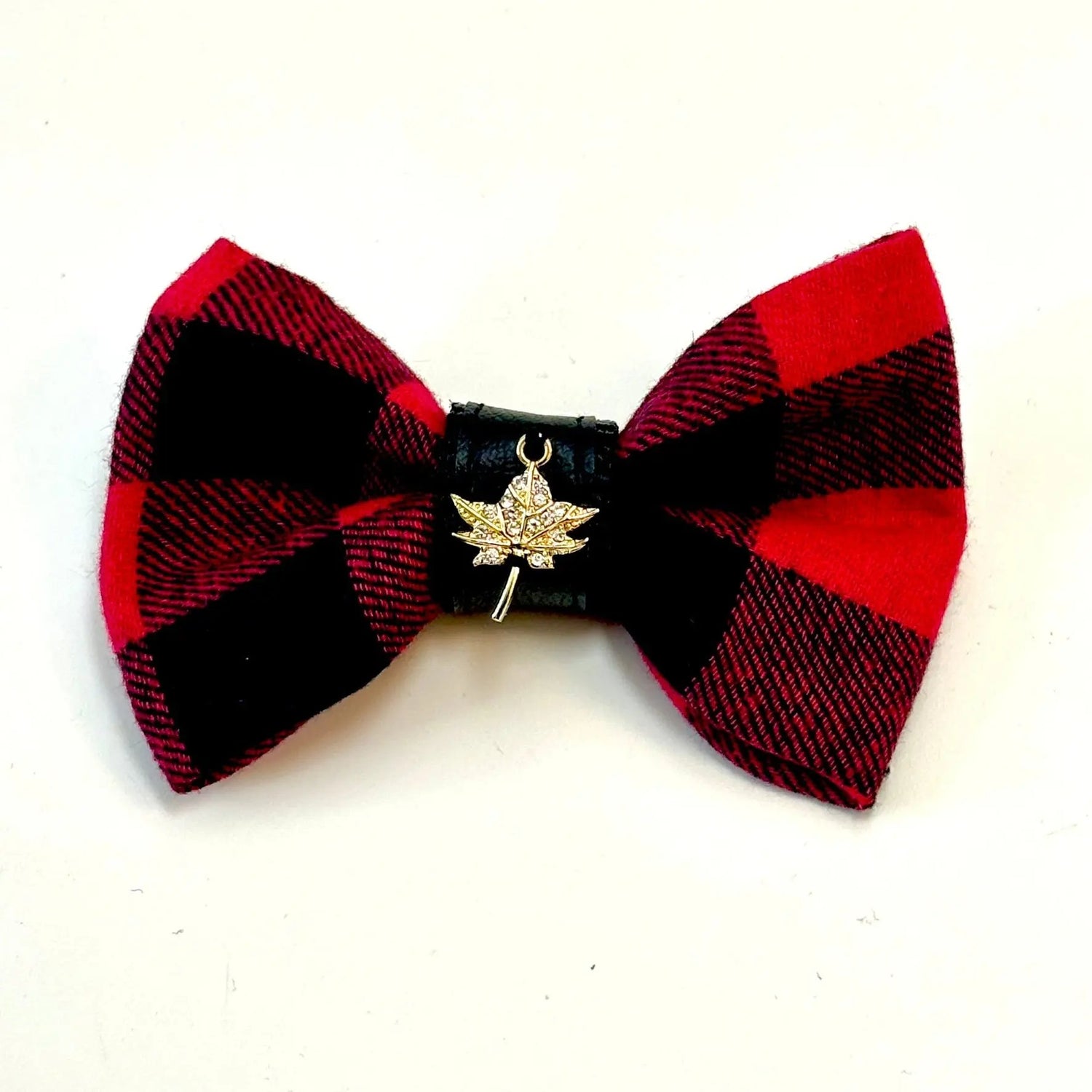 Canada bow tie Puccissimé Pet Couture