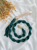 EMBER & IVORY - Macrame Leash - Jade - Spiral - Natural Leather Handle - PAWMART.ca