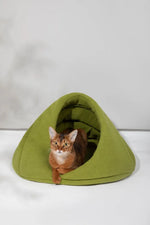 Fleece Semi-Enclosed Pet Bed | Momopets™ CozyDen Series Momo Pets