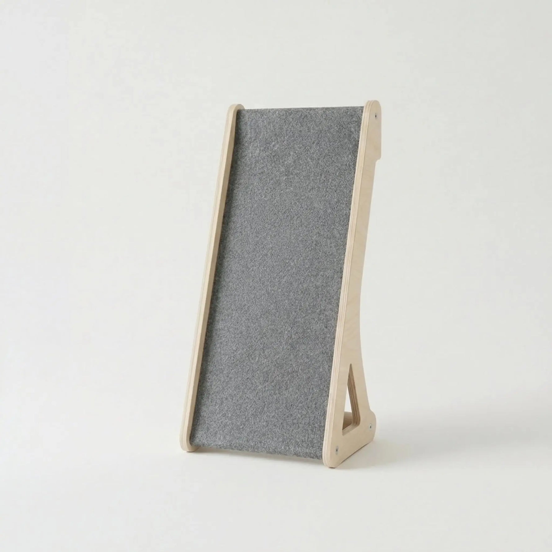Inclined Wall & Floor Cat Scratcher Noba Animal Co.