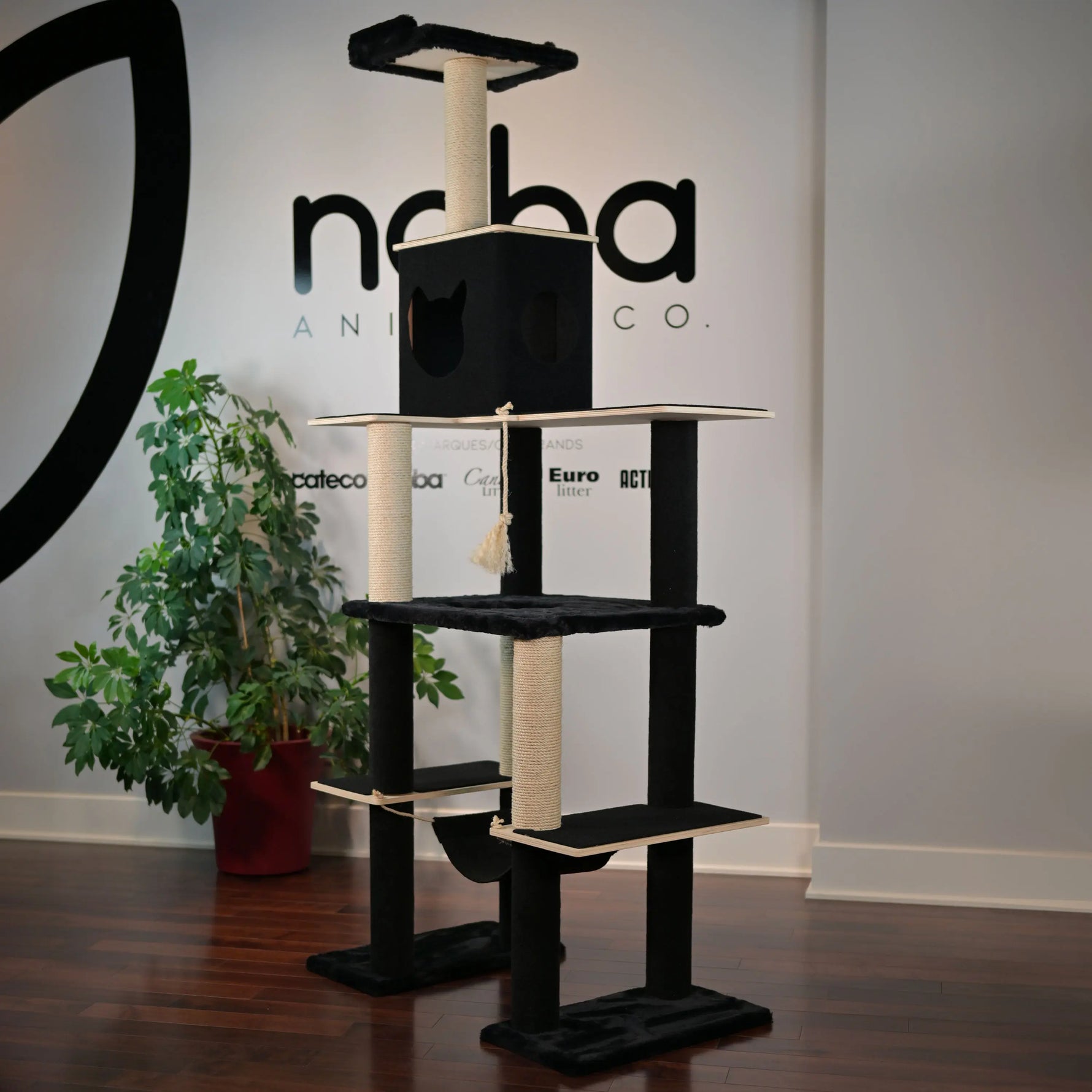 Noba Supreme 81" Tower - 6 - Level Cat Tree Noba Animal Co.