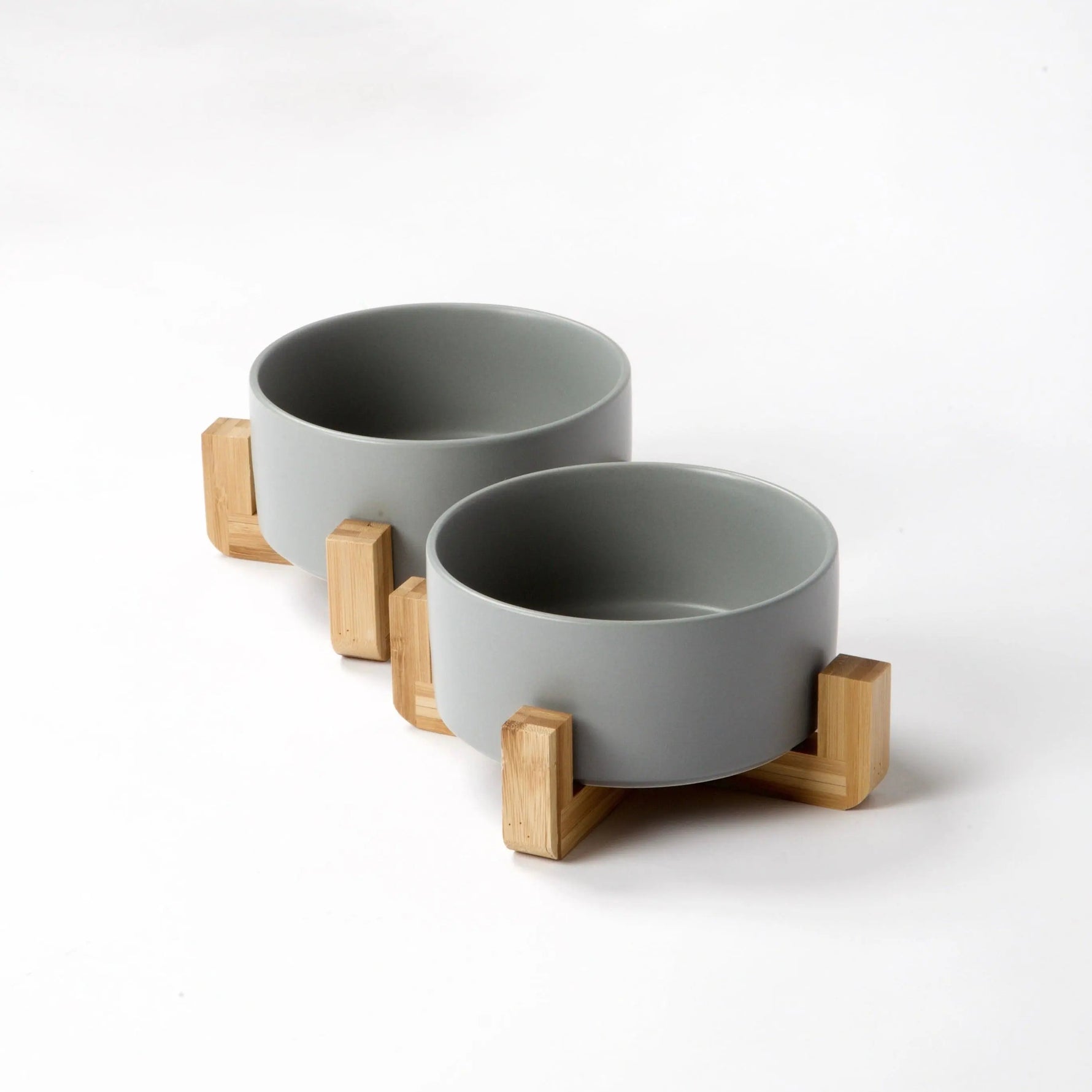 PAWMART - Dog Bowl with Wooden Stand - PAWMART.ca